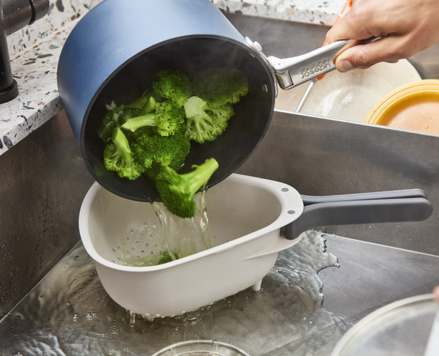 Joseph Joseph Droplet Large Plastic Folding Colander