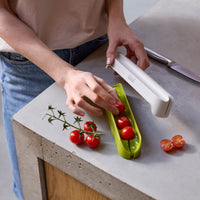 Joseph Joseph Halve-It Slicing Tool