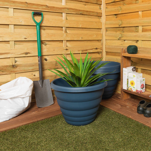 Wham Beehive 48cm Round Plastic Garden Planter