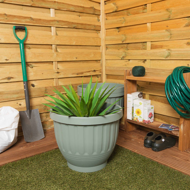 Wham Etruscan Round Plastic Garden Planter