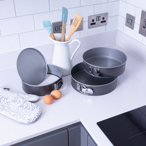 Baker & Salt 3-Piece Non-Stick Springform Cake Tin Set