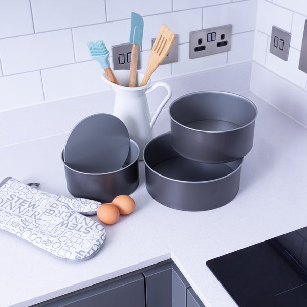 Baker & Salt 3-Piece Non-Stick Loose Bottom Cake Tin Set
