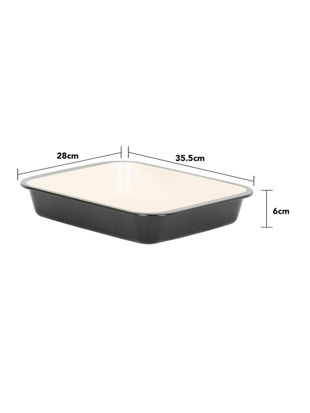 PFAS Free Signature Two-Tone 36cm Enamel Roaster - Black/Cream