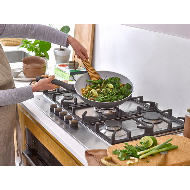 Earth Pan PFAS Free Ceramic Non-Stick 28cm Stir Fry Wok