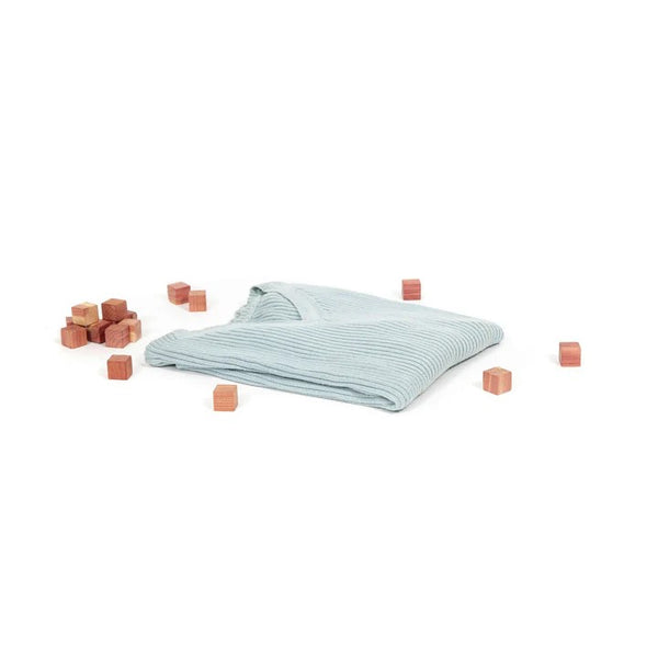 Pack of 16 Cedar Wood Moth Repellent Squares