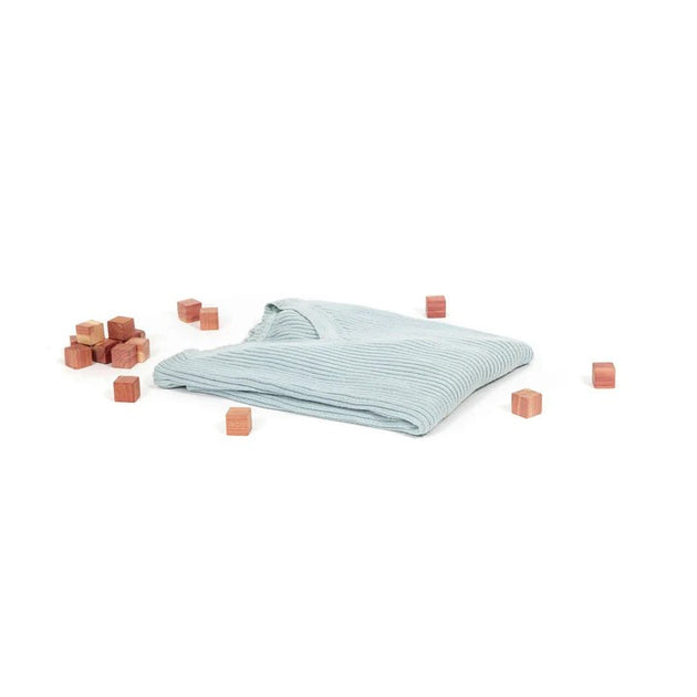 Pack of 16 Cedar Wood Moth Repellent Squares